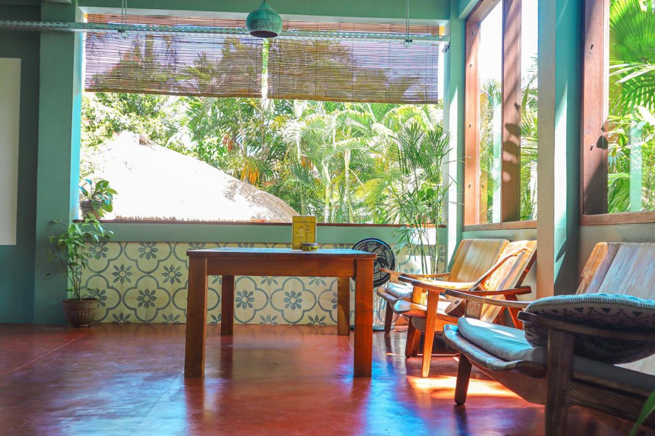 Pipes Hostel Kuta  Екстериор снимка