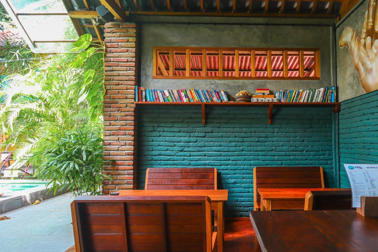 Pipes Hostel Kuta  Екстериор снимка
