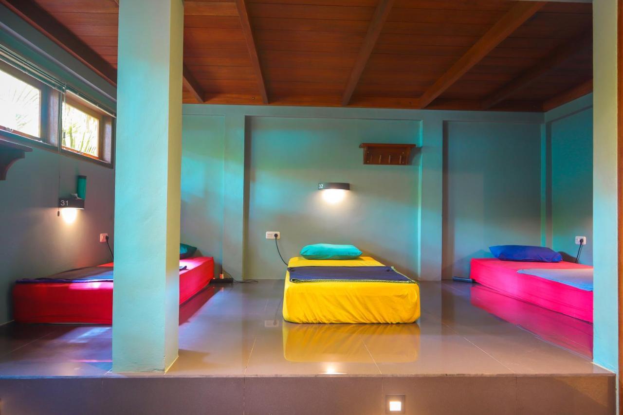 Pipes Hostel Kuta  Екстериор снимка