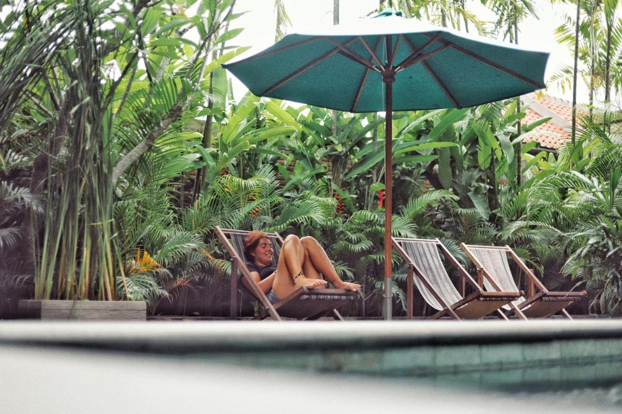 Pipes Hostel Kuta  Екстериор снимка